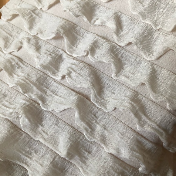 White Ruffled Tank Top - Picture 2 of 4